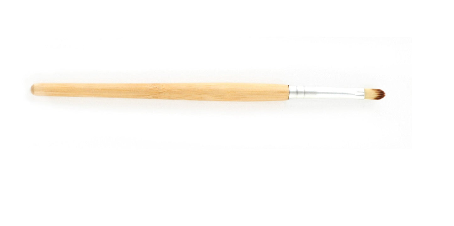 BASICARE BAMBOO LIPLINER BRUSH
