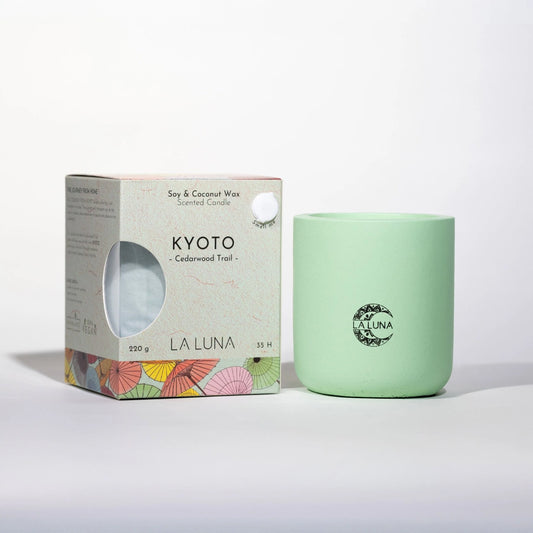 LA LUNA    Soy & Coconut Candles    Kyoto Cedarwood Trail Candle 220g